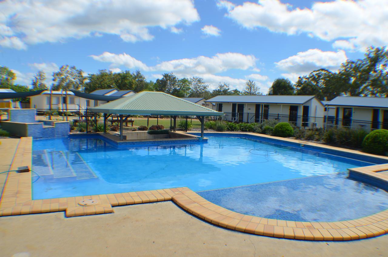 Wondai Accommodation Units And Villas Екстериор снимка