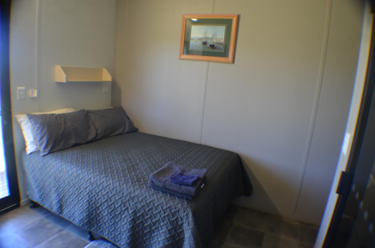 Wondai Accommodation Units And Villas Екстериор снимка