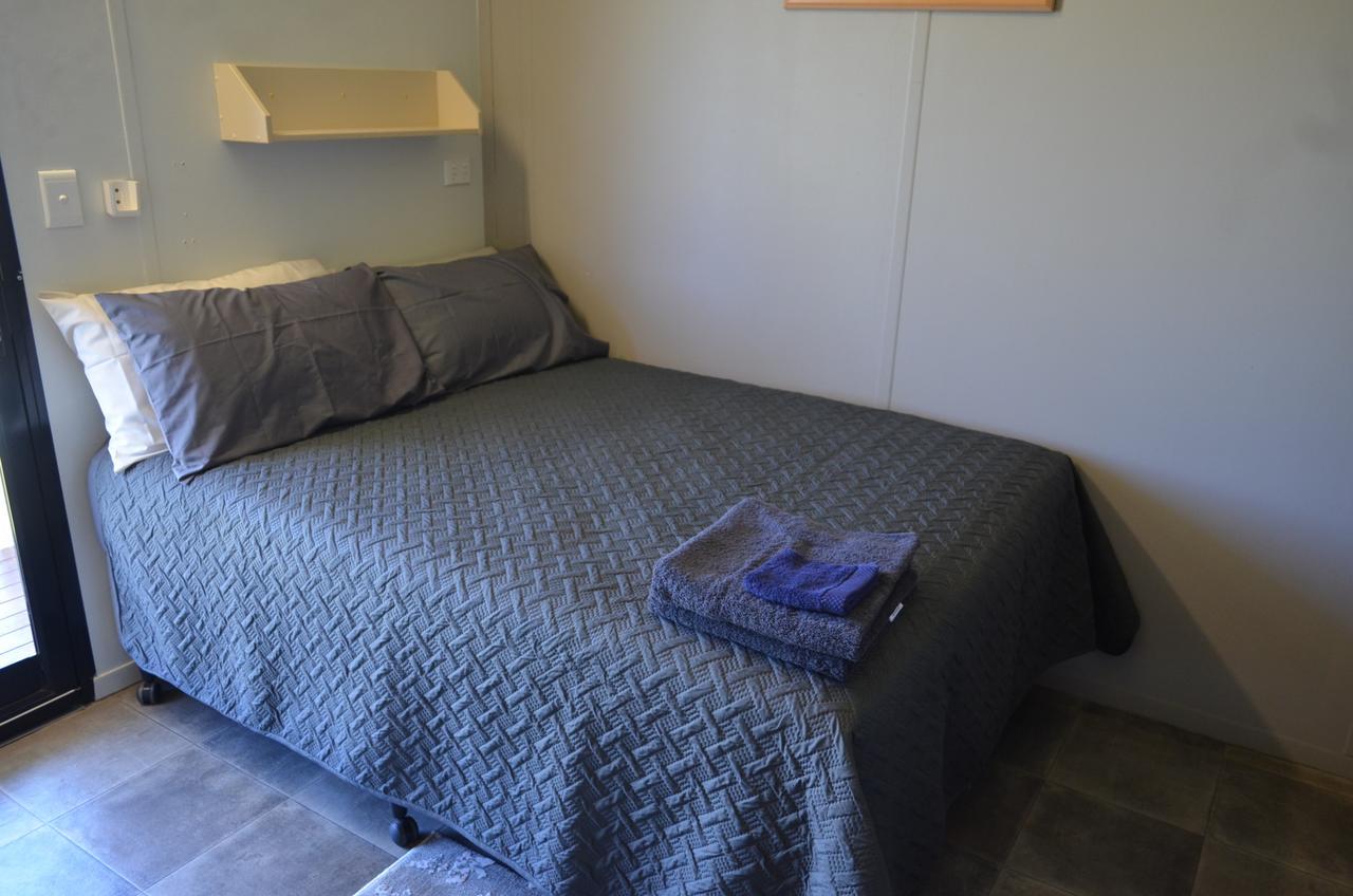 Wondai Accommodation Units And Villas Екстериор снимка